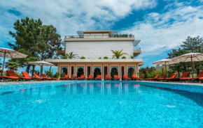 Luxury Apartment in Dreamland Oasis